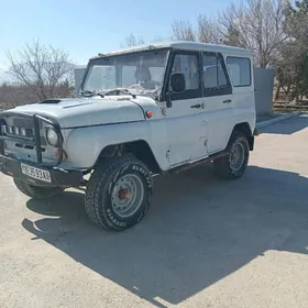 UAZ 469 1999
