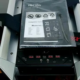 Asus ROG Strix Helios GX601 Wh