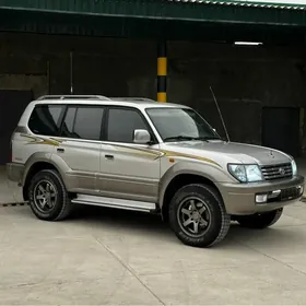 Toyota Land Cruiser Prado 2002