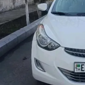 Hyundai Elantra 2013