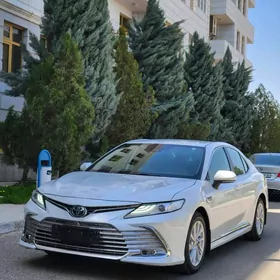 Toyota Camry 2022