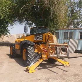 JCB 3CX Compact 2011
