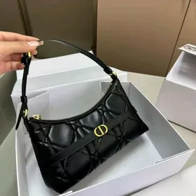 Dior sumka