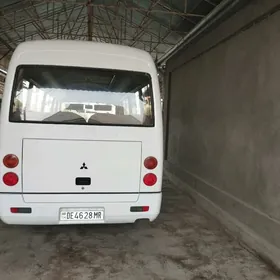 Mitsubishi Rosa 1998