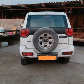 Nissan Terrano 2000