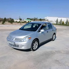 Nissan Versa 2010