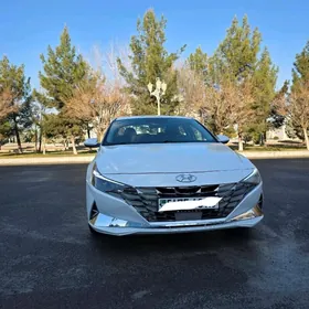 Hyundai Elantra 2021