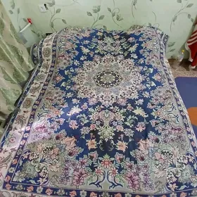 кровать двухспальная