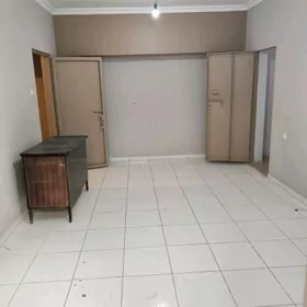 ПОЛУПОДВАЛ НА МИР-5 