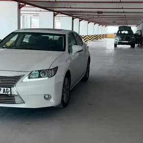 Lexus ES 350 2013