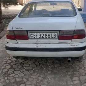 Toyota Corona 1995