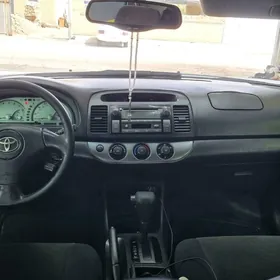 Toyota Camry 2002