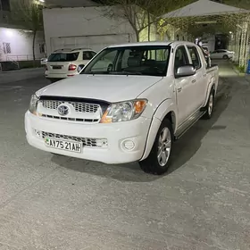 Toyota Hilux 2010