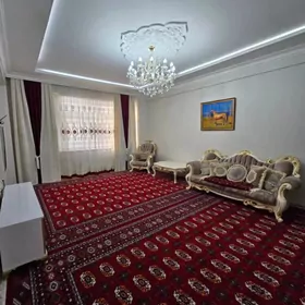 2017  Gurtly 3kom135m² liftli