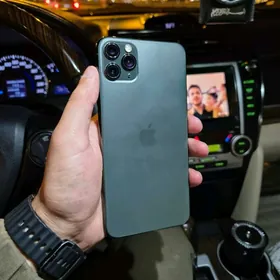 iPhone 11 Pro Max 84