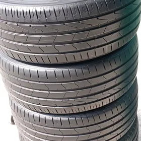 235 45 18 Hankook 23Ý