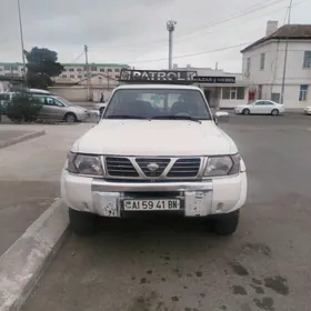 Nissan Patrol 1999