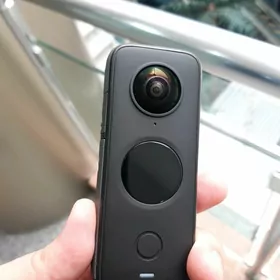 Insta 360 ONE X2