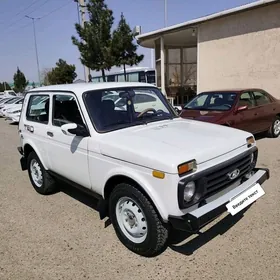 Lada Niva 2010