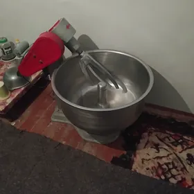 Hamyr garýan Meşalka