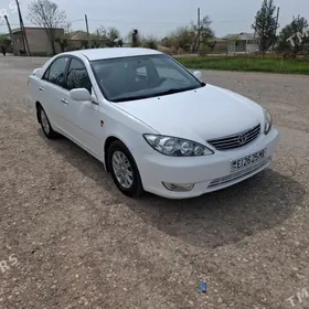Toyota Camry 2004