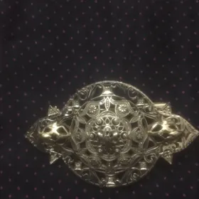 гызыл. брошка