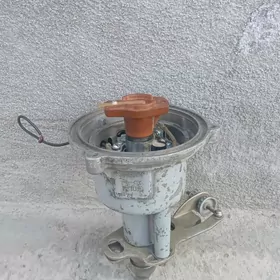 ZIL WAYENNI KANTAKYT TRAMBILIY