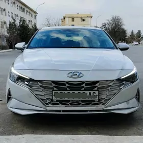 Hyundai Elantra 2021