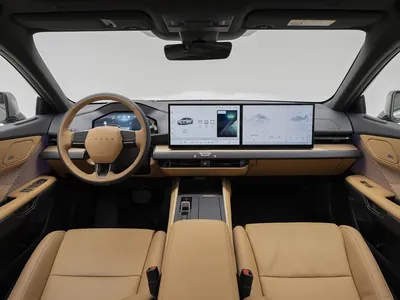 Lexus начал прием заказов на гибридный ES300h нового поколения