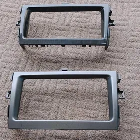 Corolla Ramka 2008den 2013