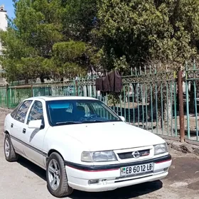 Opel Vectra 1990
