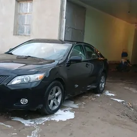 Toyota Camry 2010