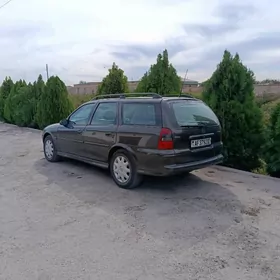 Opel Vectra 2000