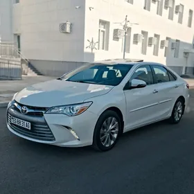 Toyota Camry 2016