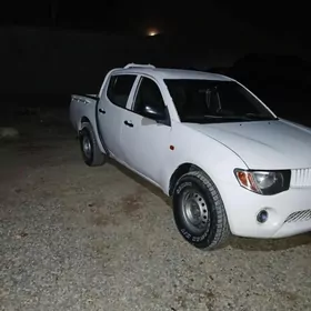 Mitsubishi L200 2007
