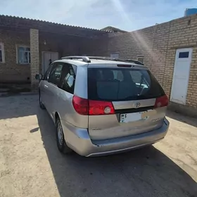 Toyota Sienna 2008