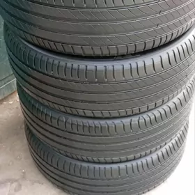 215 55 17 MICHELIN
