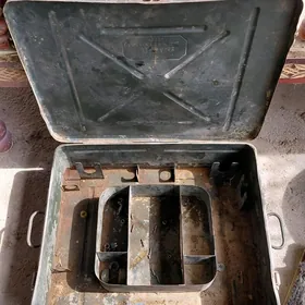 boş demir ýaşşik  ящик