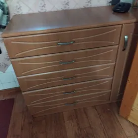 Мебельный шкаф