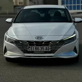 Hyundai Elantra 2021