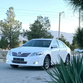 Toyota Camry 2010