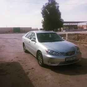 Toyota Camry 2005