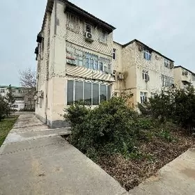 3-комн. 1-этаж 5-мкр.