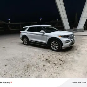 Ford Explorer 2021