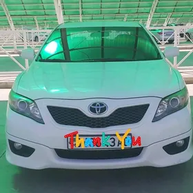 Toyota Camry 2010