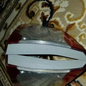 Tayota KAROLLA 2012 2013