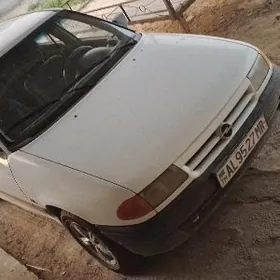Opel Astra 1992