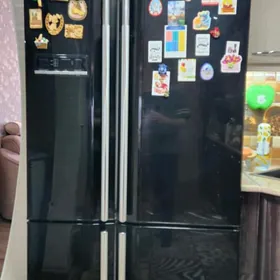 холодильник Mitsubishi