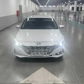 Hyundai Elantra 2021