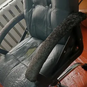 Кресло офисное